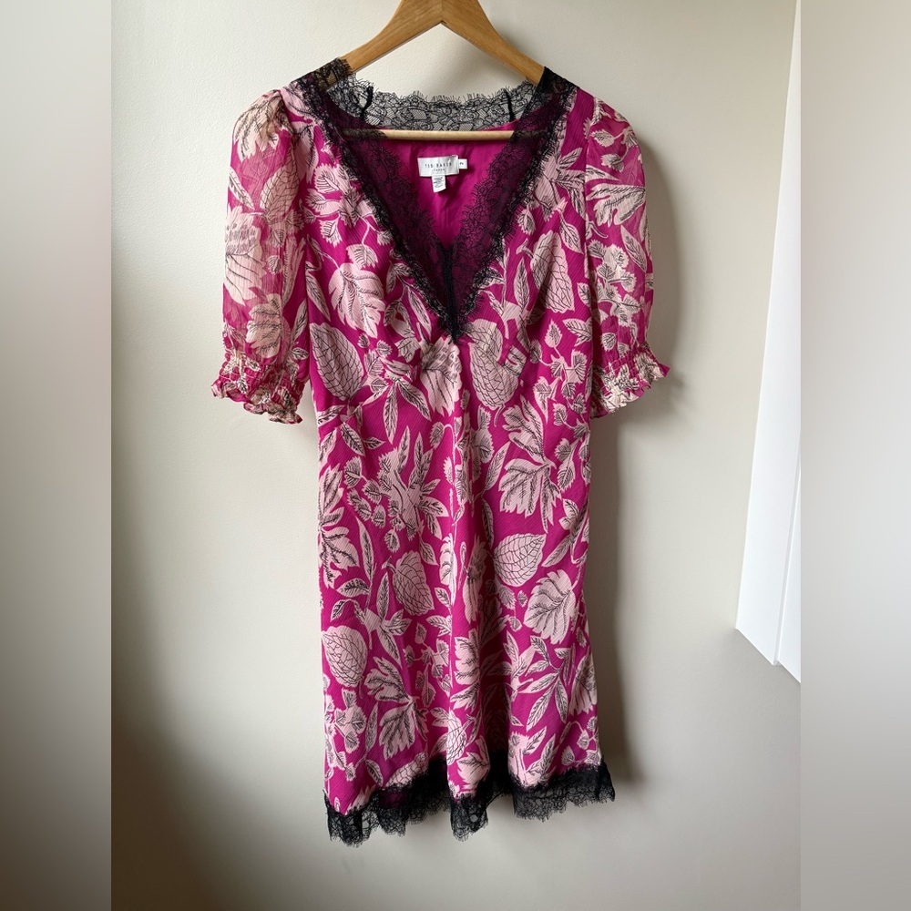TED BAKER Sankey Mini Dress Pink floral Eyelash Lace Crepe Lightweight Puff 6